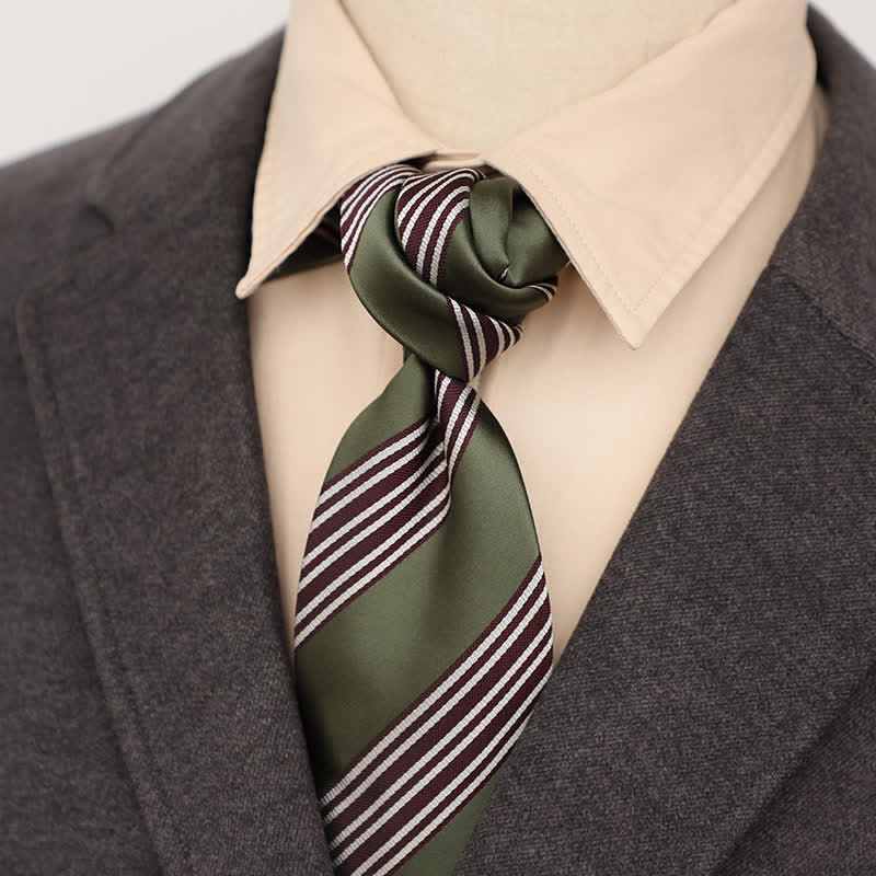 Men's Quiet Spring Green Necktie - Image 5