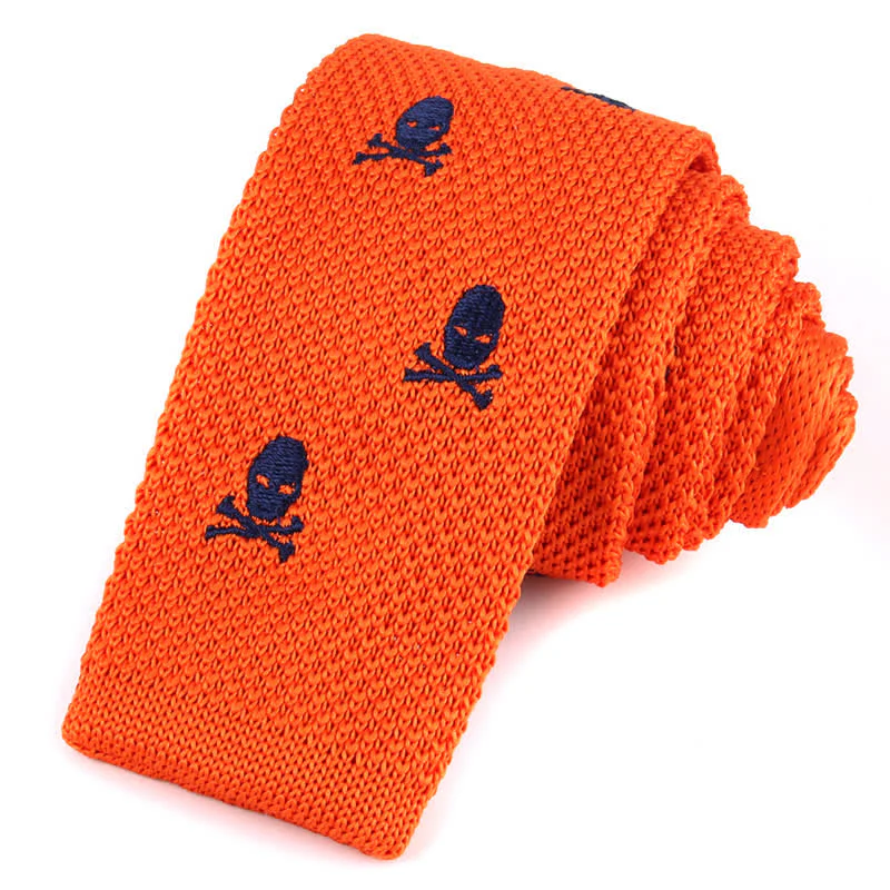 Men's Repeating Motifs Skinny Knitted Necktie - Image 9