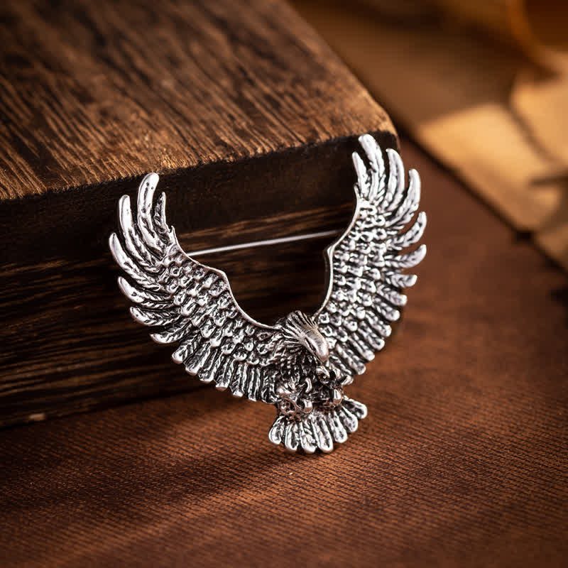 Men's Retro Eagle Spreading Wings Brooch - Image 6