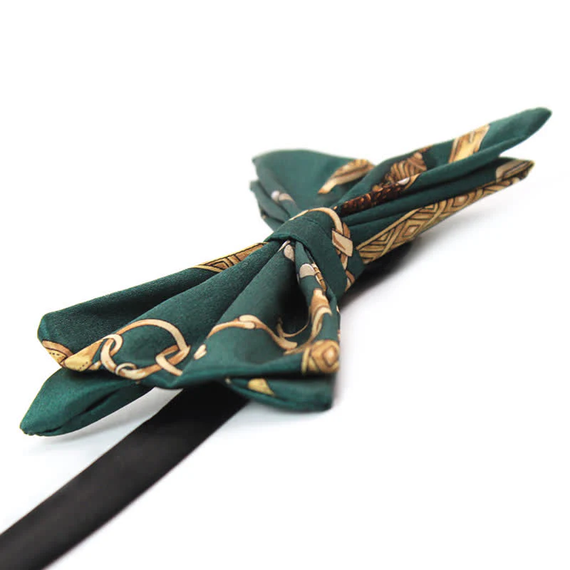 Men's Retro Green & Gold Royal Court Print Bow Tie - Image 3