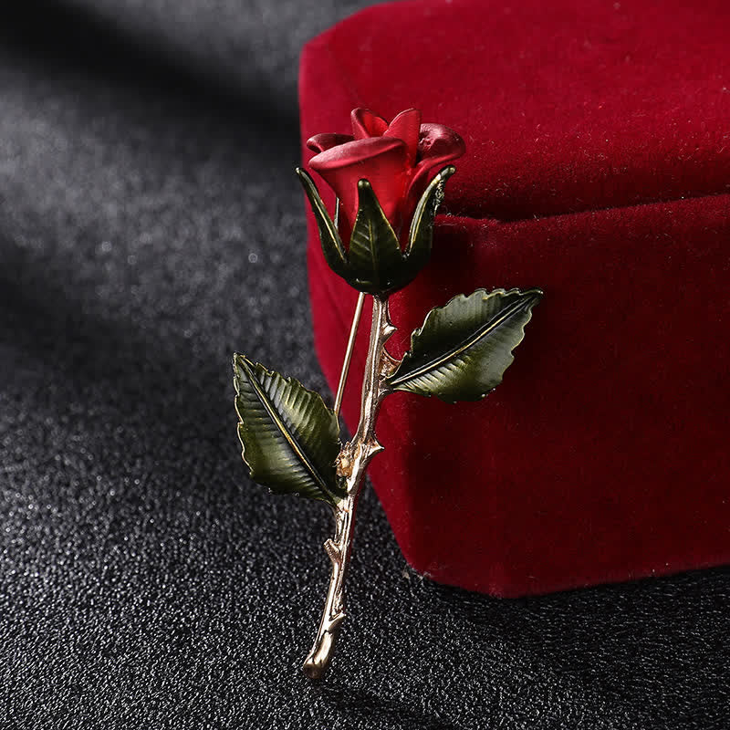 Men's Romantic Gold Rose Brooch - Image 3