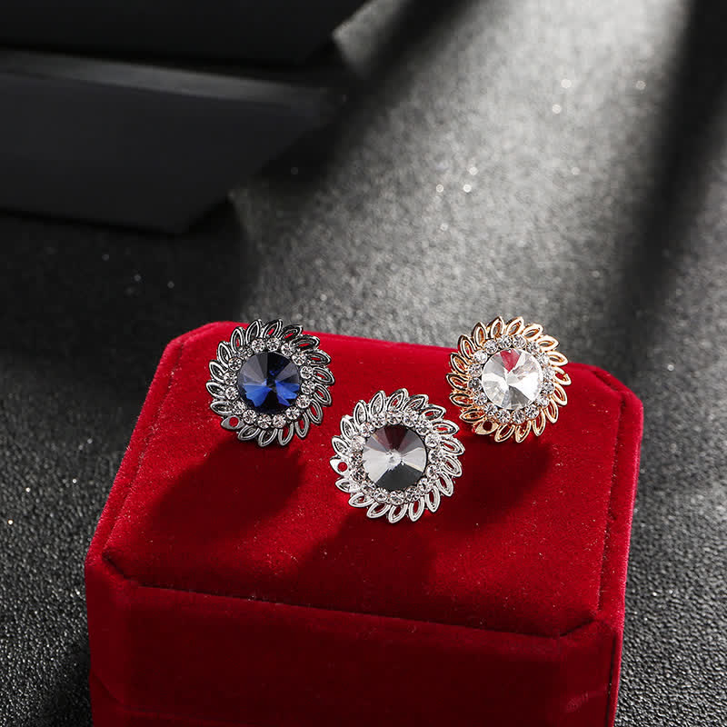 Men's Royal Flower Crystal Brooch - Image 2