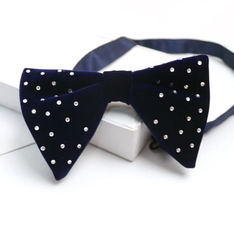 Men's Scattered Rhinestone Velvet Oversized Pointed Bow Tie - Image 5