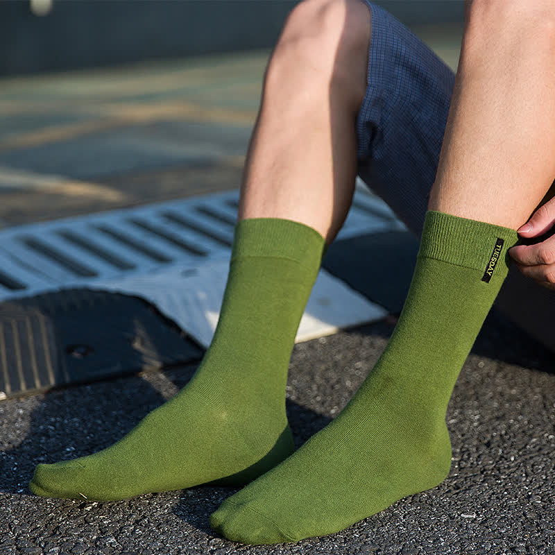 Men's Solid Color British Gentleman Cotton Crew Socks - Image 11