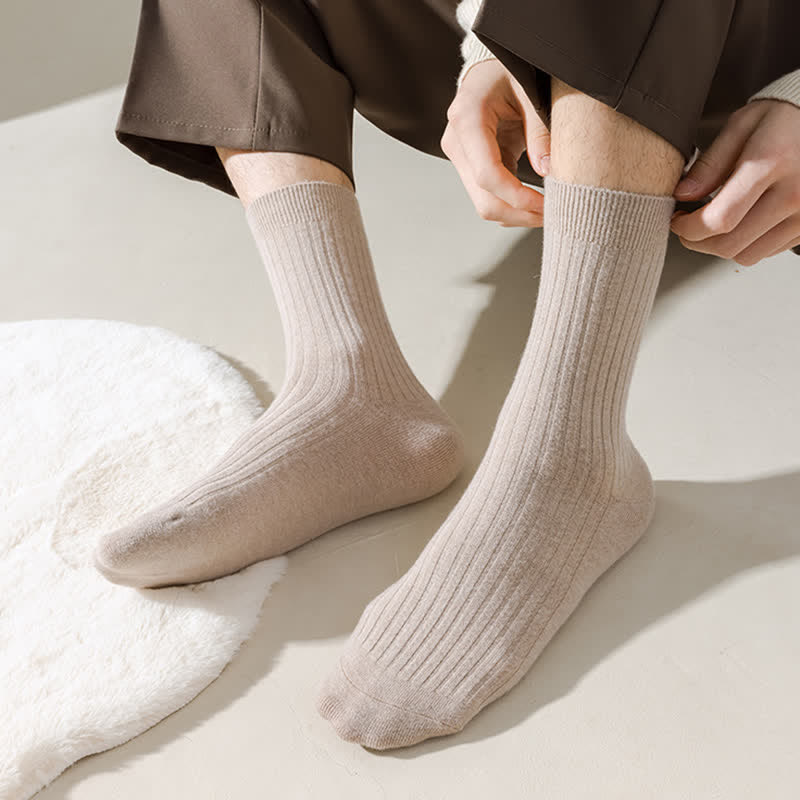 Men's Solid Color Comfortable Breathable Crew Socks - Image 12