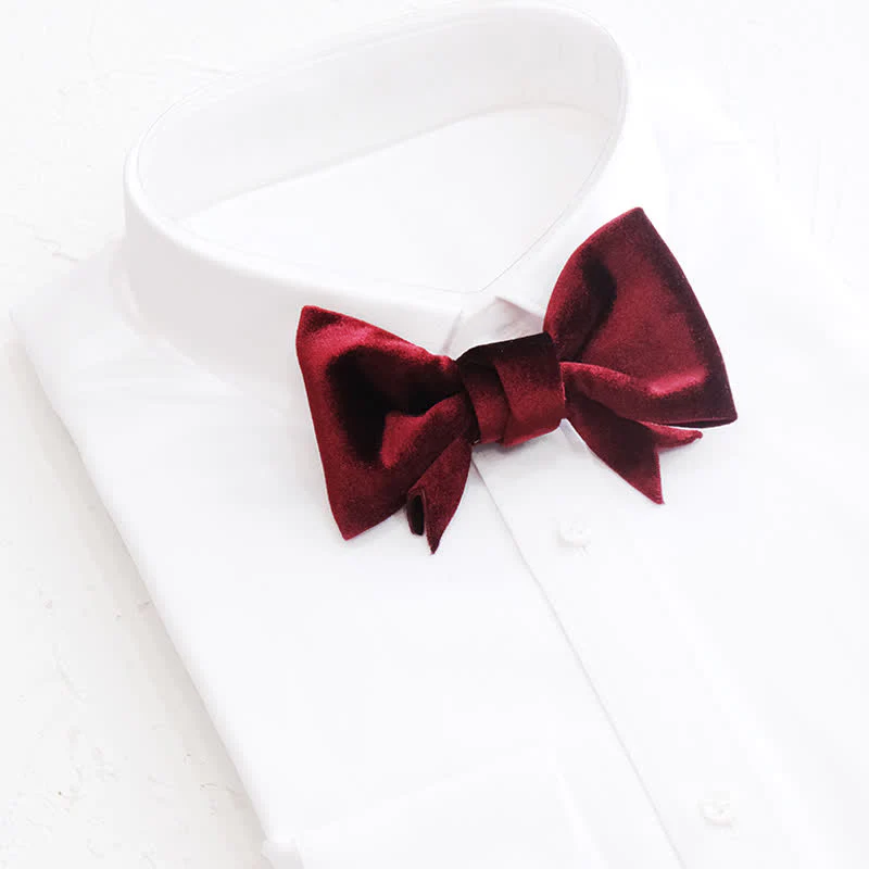 Men's Unique Bow Knot Shape Velvet Bow Tie - Image 2
