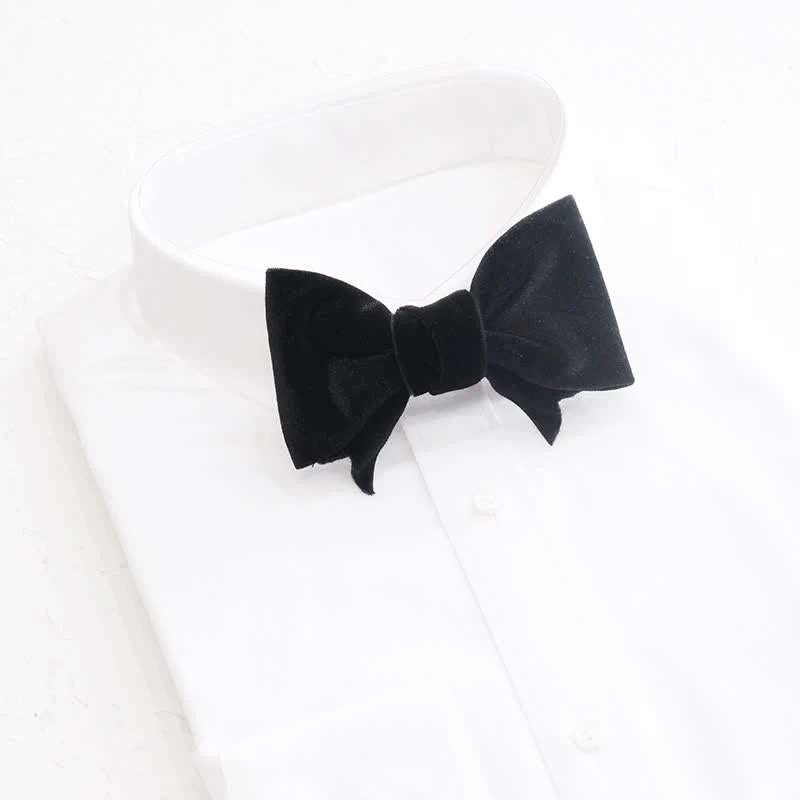 Men's Unique Bow Knot Shape Velvet Bow Tie - Image 6