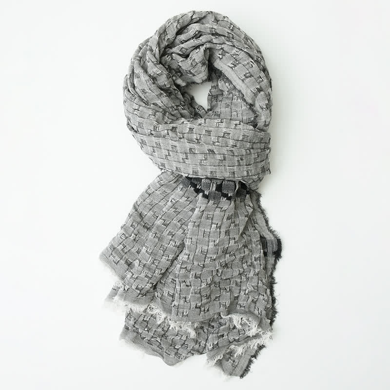 Men's Unique Crinkly Checkered Tassel Scarf - Image 10