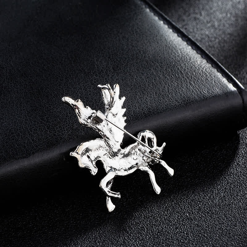 Men's Vintage Pegasus Wings Brooch - Image 9