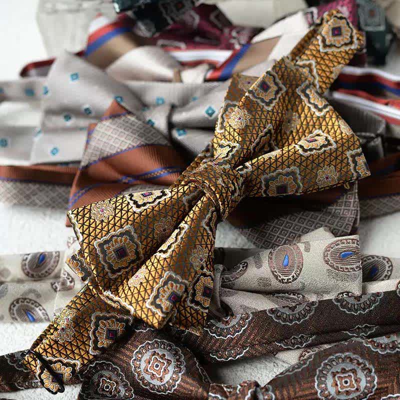 Men's Vintage Printed Double Layered Handkerchief Bow Tie - Image 3