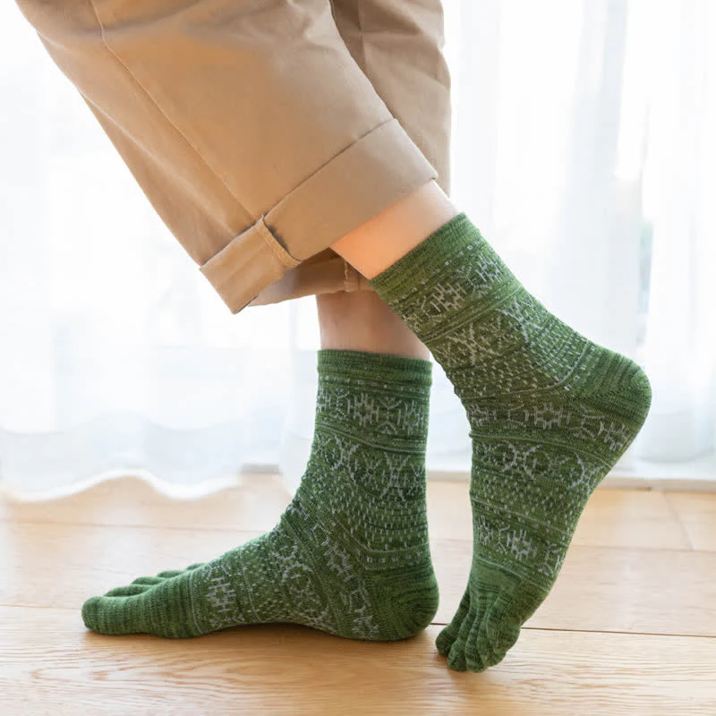 Men's Vintage Style Pattern Five Fingers Crew Socks - Image 7