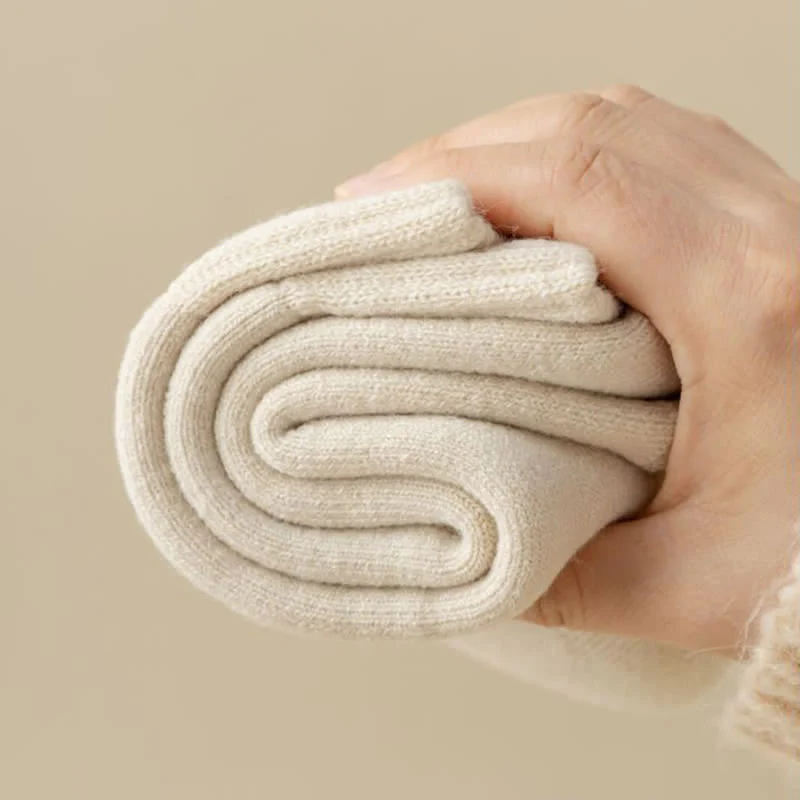 Men's Winter Warm Solid Color Cashmere Crew Socks - Image 11