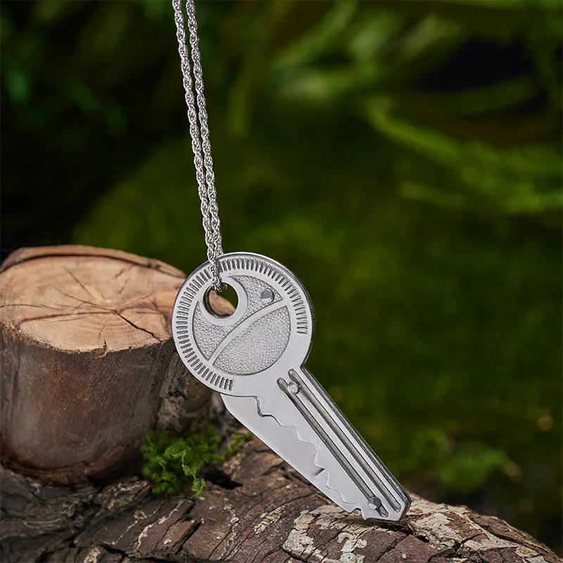 Practical Folding Knife Keychain Sliver Necklace - Image 4