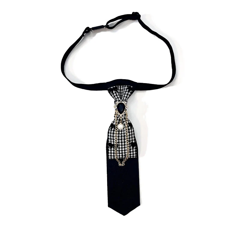 Pre-tied Black Peach Heart Pearl Fashionable Necktie