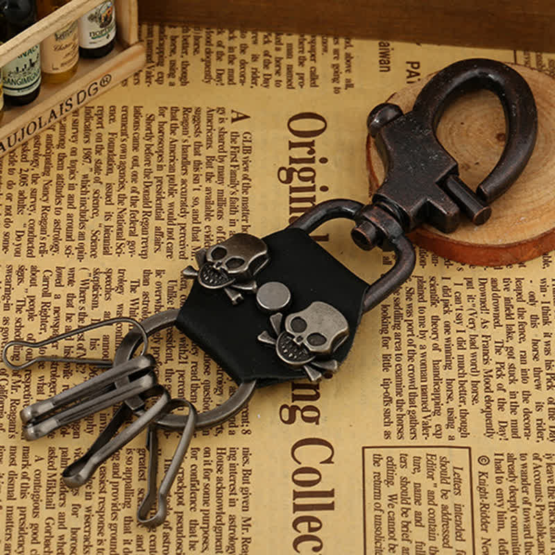 Punk Dual Skull Head Leather Keychain - Image 2