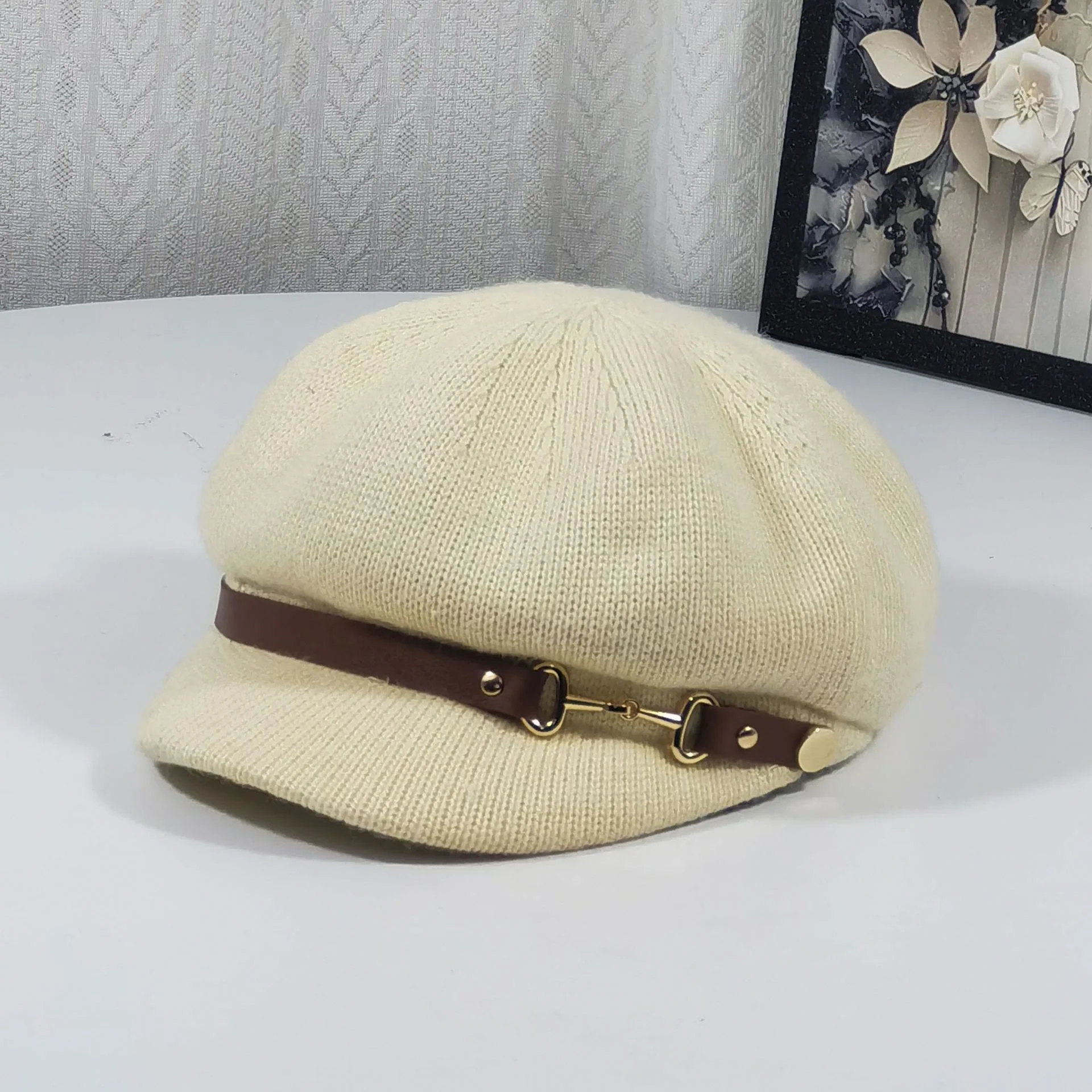 Retro British Style Women's Beret Knitted Hat - Image 3
