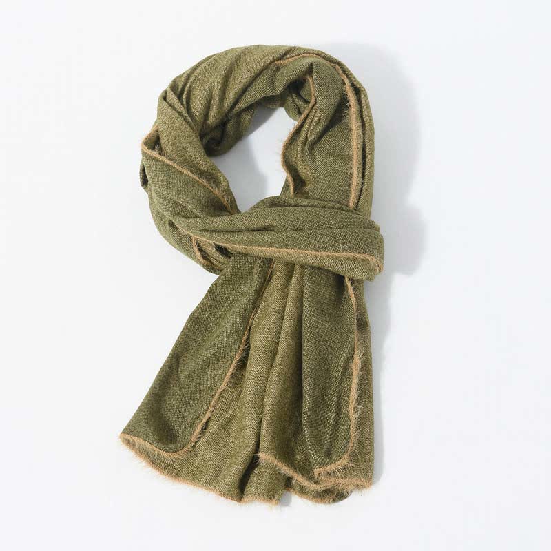 Retro & Chic Solid Color Scarf With Furry Trim - Image 10