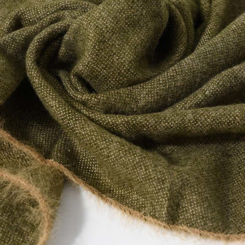 Retro & Chic Solid Color Scarf With Furry Trim - Image 11