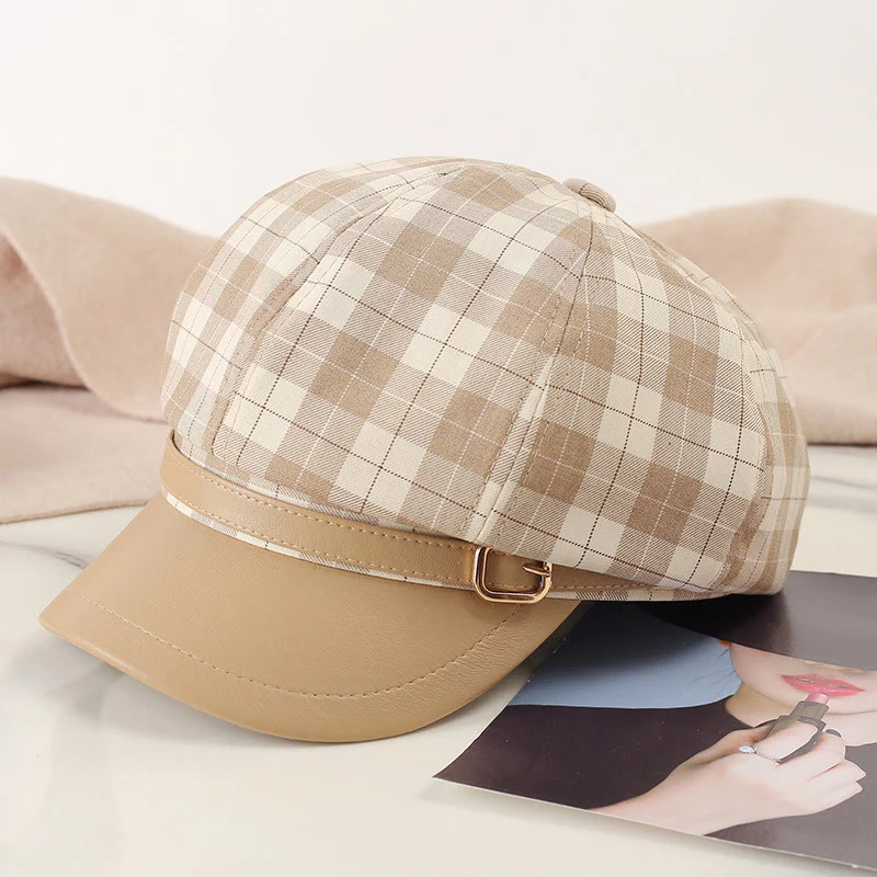 Retro Color Blocking Metal Buckle Women's Beret Hat - Image 3