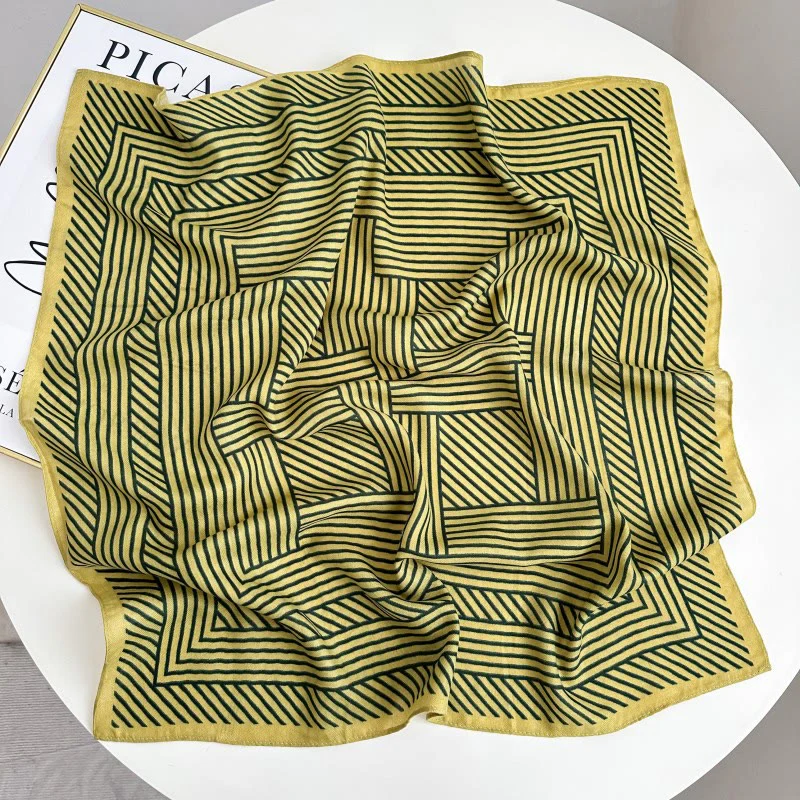 Retro Contrasting Cashew Patterned Pocket Square With Flower Buckle - Image 29