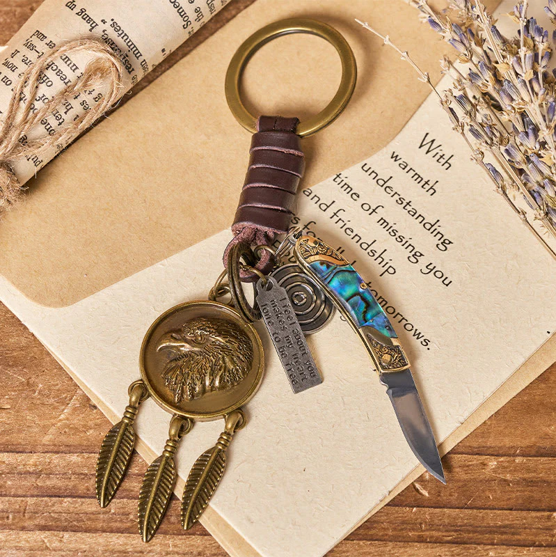 Retro Eagle Head Round Pendant Shell Texture Folding Knife Keychain