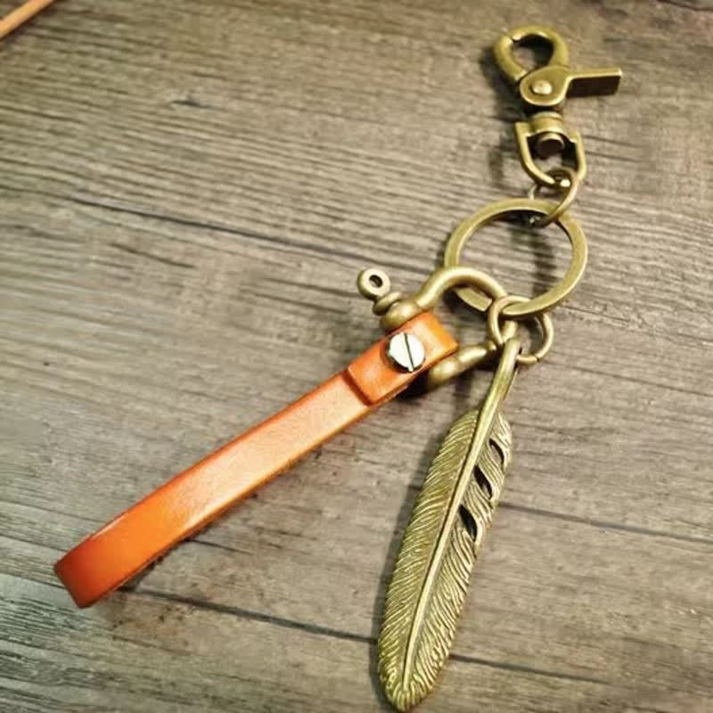 Retro Feather Motorcycle Decor Leather Keychain - Image 7