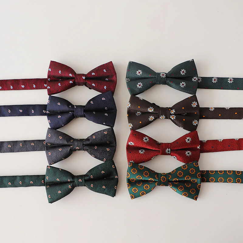 Retro Floral Printed Pre-tied Adjustable Strap Bow Tie - Image 3
