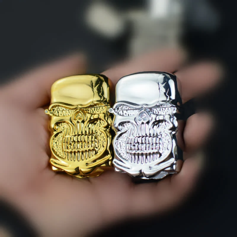 Retro Heavy Duty Armor Skull Refillable Kerosene Lighter - Image 3