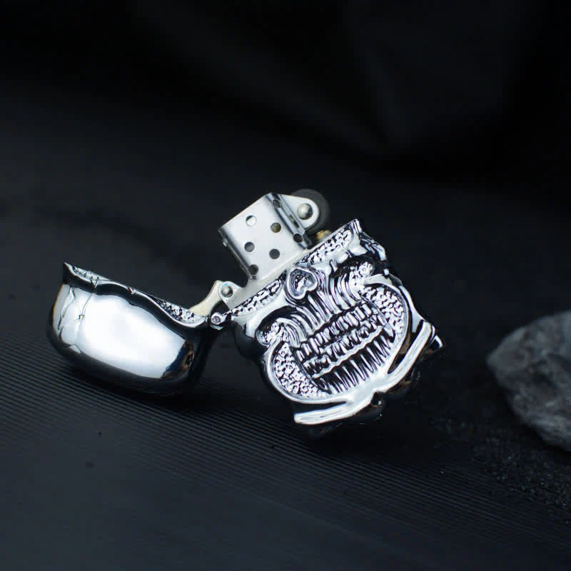 Retro Heavy Duty Armor Skull Refillable Kerosene Lighter - Image 5