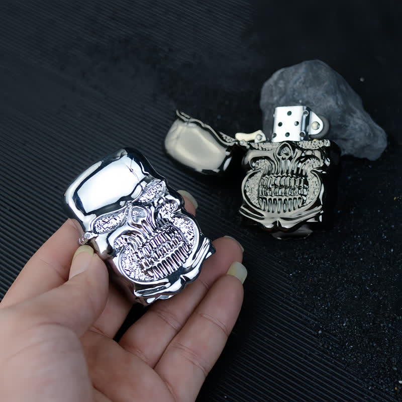 Retro Heavy Duty Armor Skull Refillable Kerosene Lighter - Image 6
