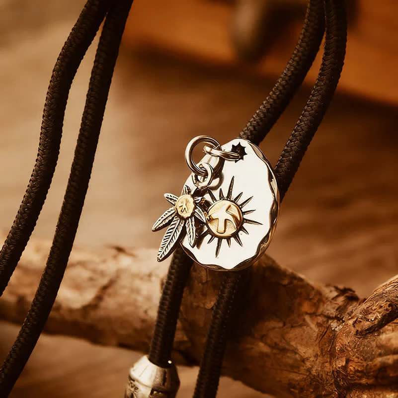 Retro Indian Totem Rotating Eagle Bolo Tie