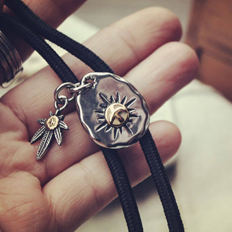 Retro Indian Totem Rotating Eagle Bolo Tie - Image 2