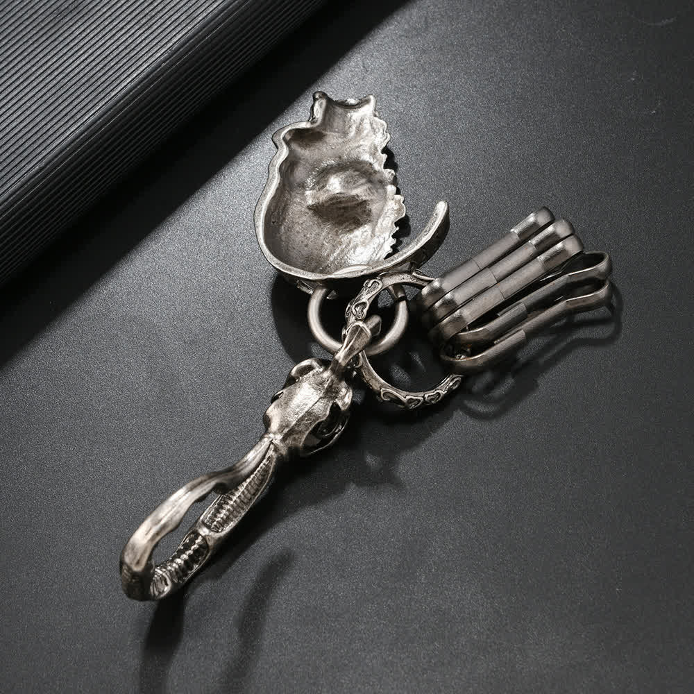 Retro Antique Silver Skull Face Metal Keychain - Image 3