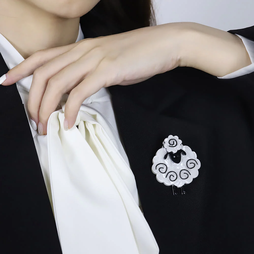 Sheep Handmade Acrylic Brooch Fashion Animal Accessories - Image 3