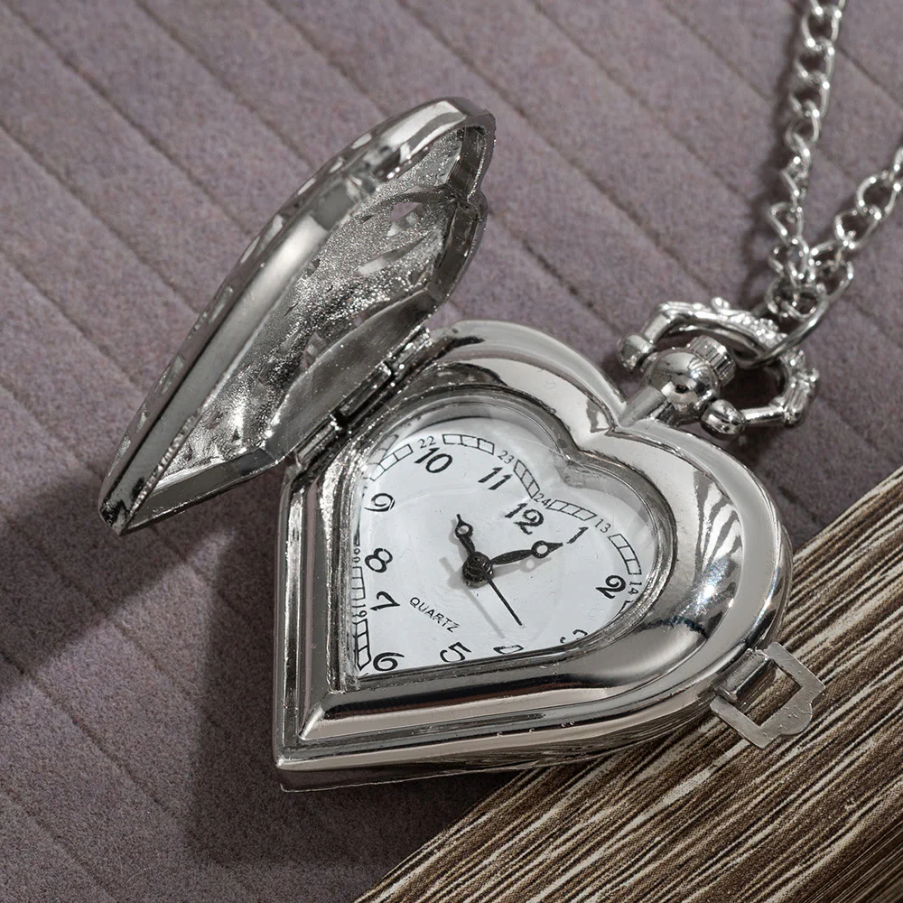 Silver Retro Couple Heart-shaped Hollow Carved Pocket Watch - Image 3