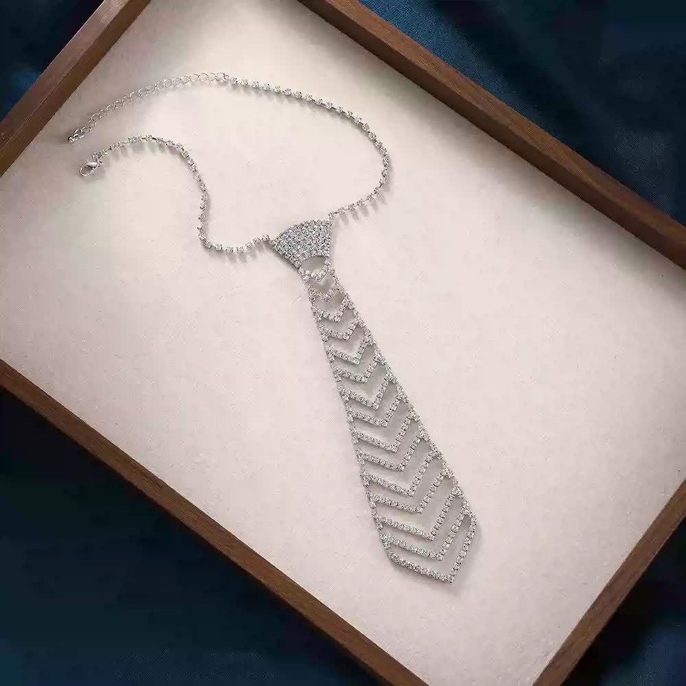 Striped Shape Crystal Rhinestone Creative Necktie Necklace - Image 4