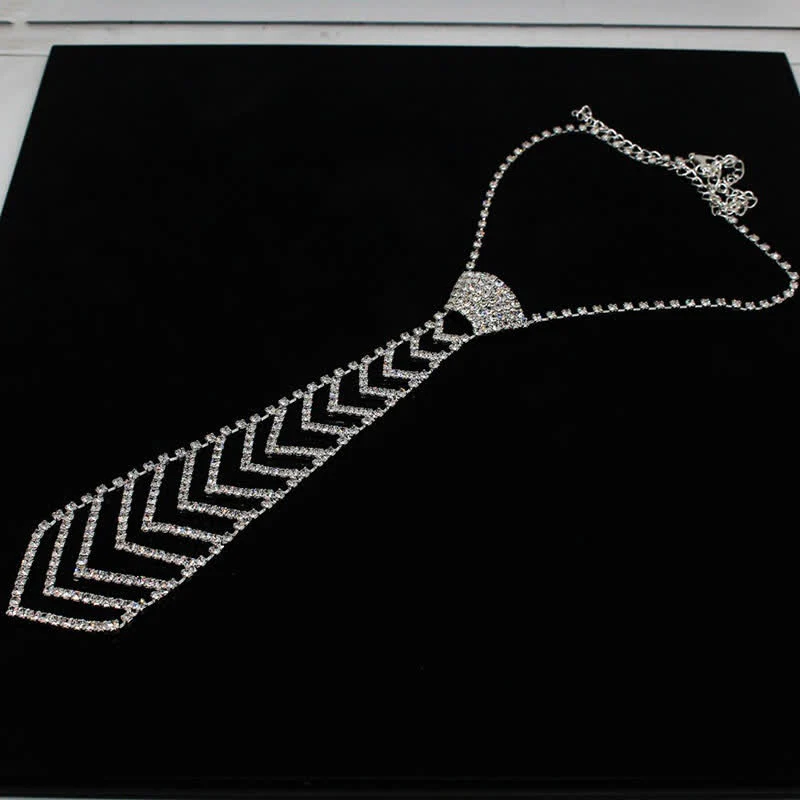 Striped Shape Crystal Rhinestone Creative Necktie Necklace - Image 5