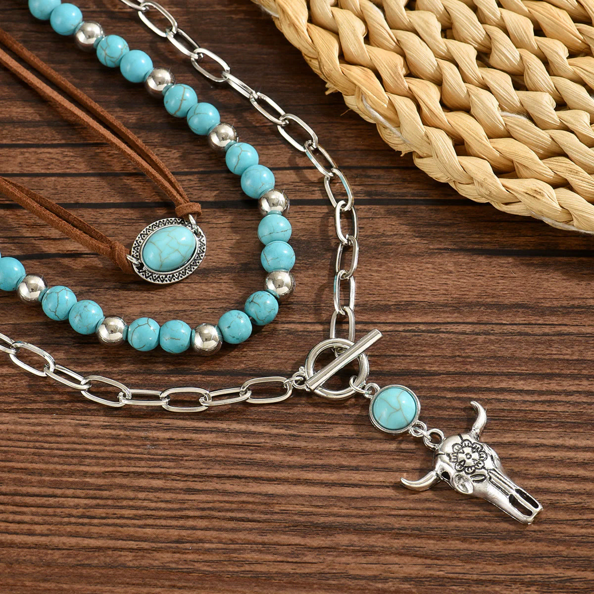 Turquoise Bead With Silver Cow Skull Pendant Western Style Necklace - Image 4