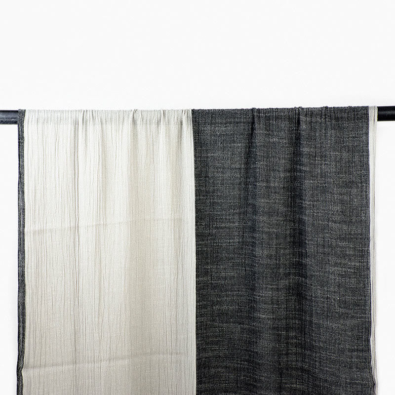 Two-Tone Color Matching Lightweight Retro Thin Scarf - Image 3