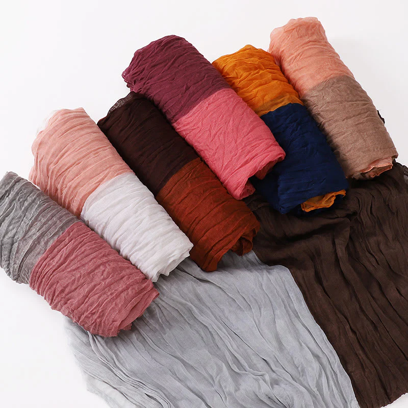 Two-Tone Gradient Color-Blocked Four Season Crinkle Scarf - Image 6