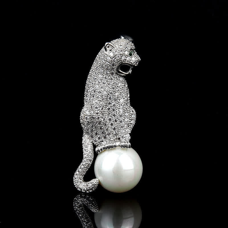 Unisex Leopard Shiny Zircon Faux Pearl Decoration Brooch - Image 6