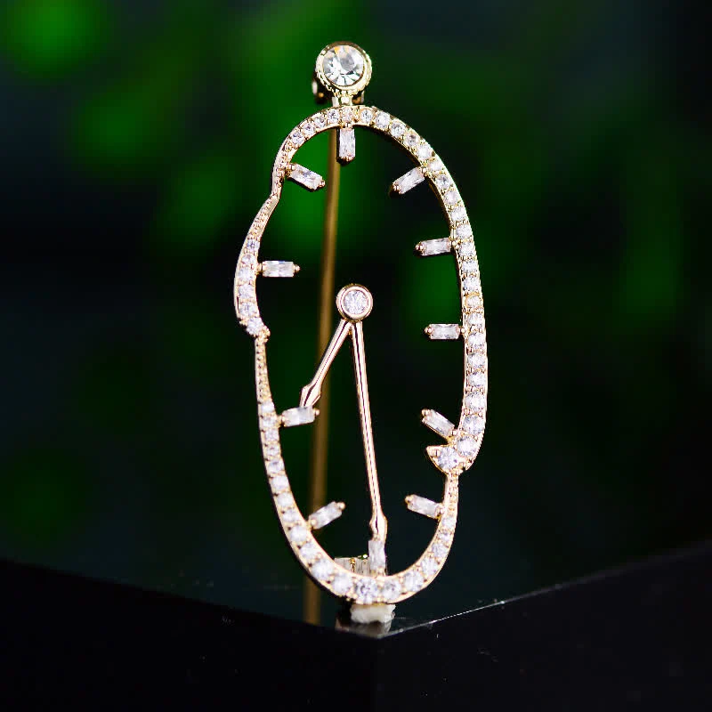 Unisex Reversed Time Abstract Clock Brooch