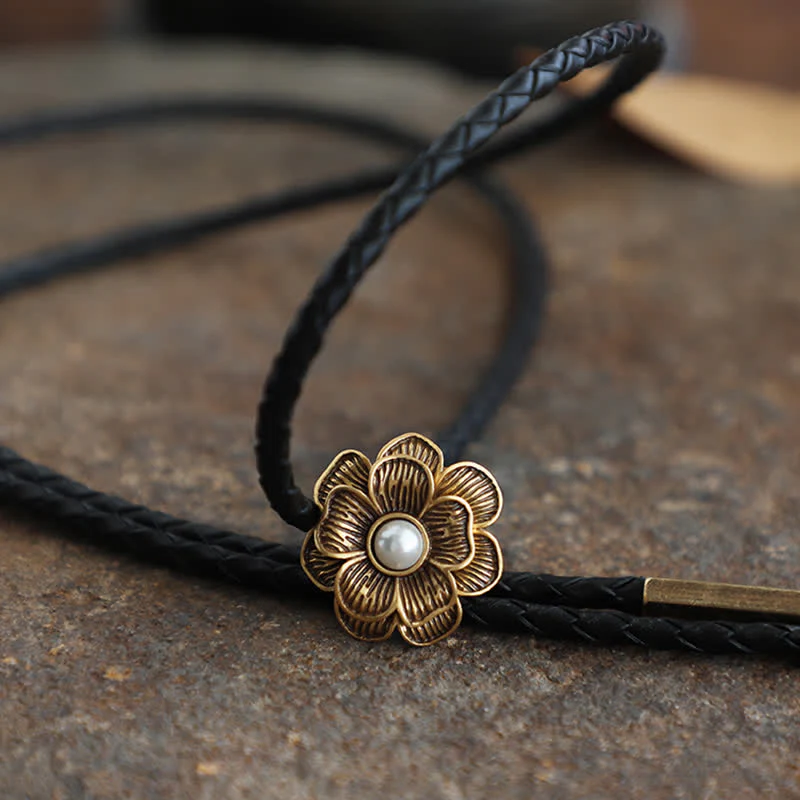 Vintage Gold Little Flower Faux Pearl Bolo Tie - Image 3