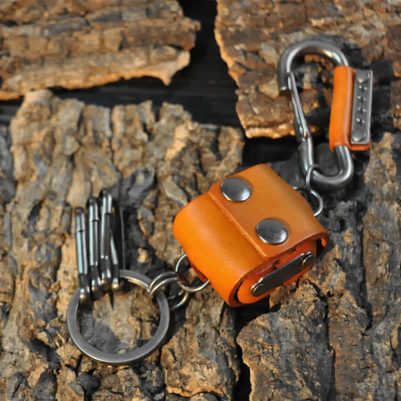 Vintage Mini Dice Case Design Leather Keychain - Image 3