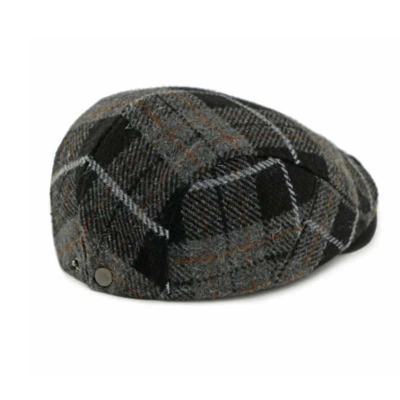 Winter Vintage Plaid Pattern Men's Beret Hat - Image 7