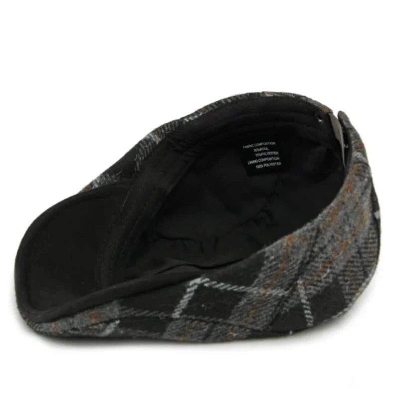 Winter Vintage Plaid Pattern Men's Beret Hat - Image 9