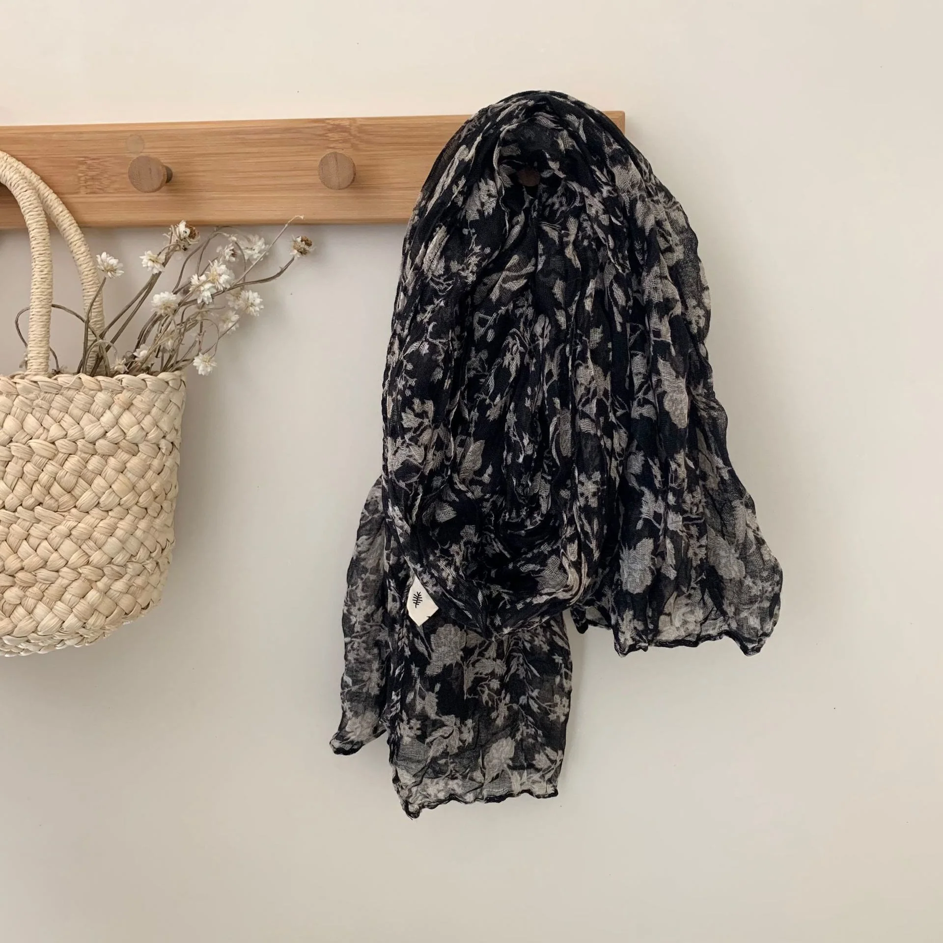 Vintage Pleated Printed Cotton And Linen Thin Scarf - Image 6