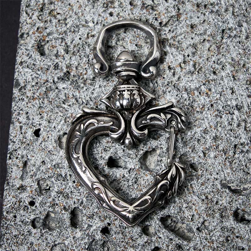 Vintage Rotatable Heart-shaped Polished Metal Keychain - Image 6