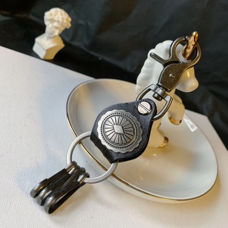 Vintage Silver Round Leather Keychain With Pendant - Image 6