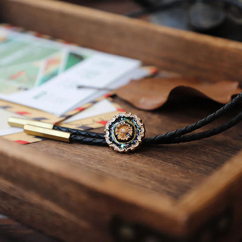 Vintage Style Gold Detailed Sunflower Bolo Tie - Image 10